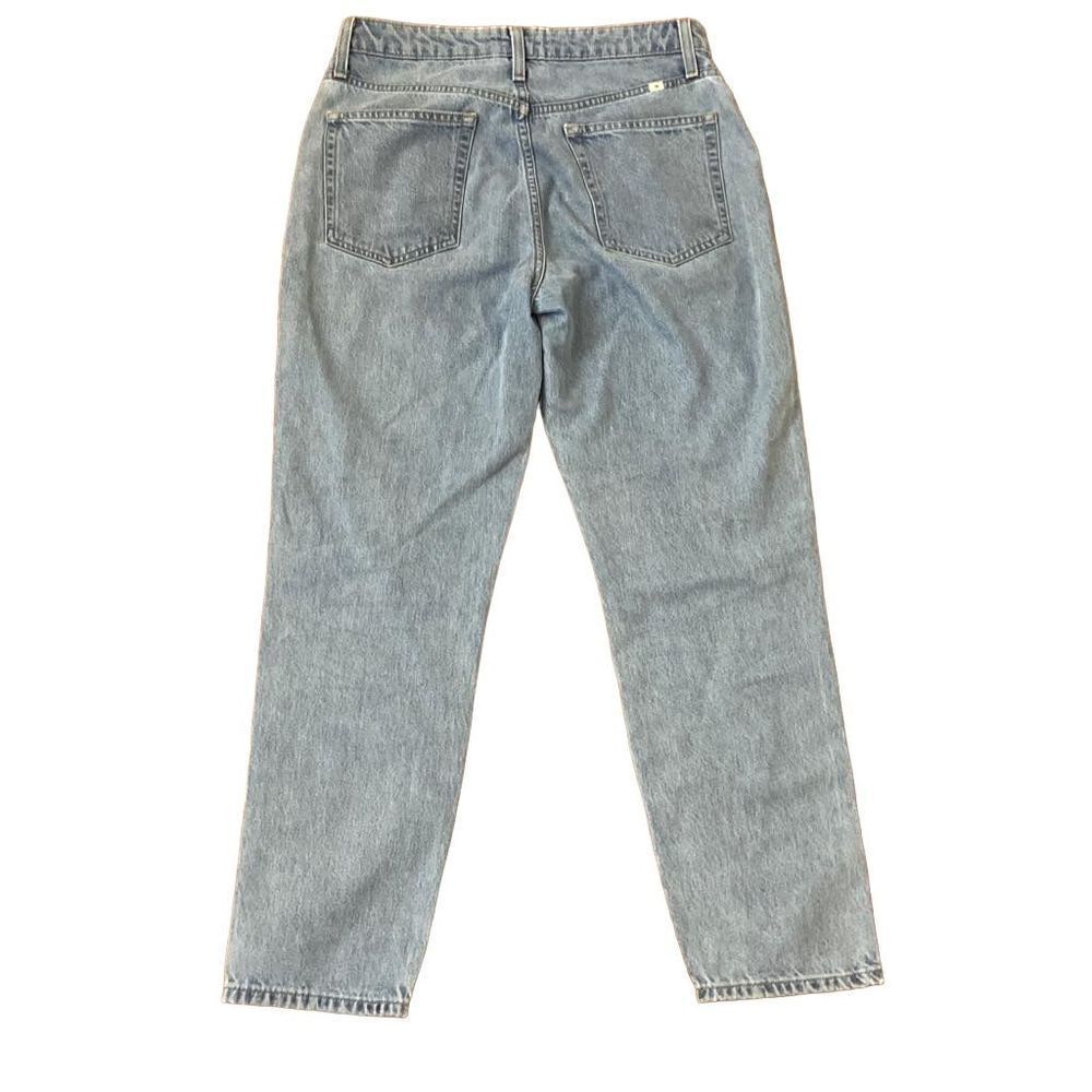 Aritzia Sunday Best Zola Mom Jean High Waisted Light Wash Size 8 EUC